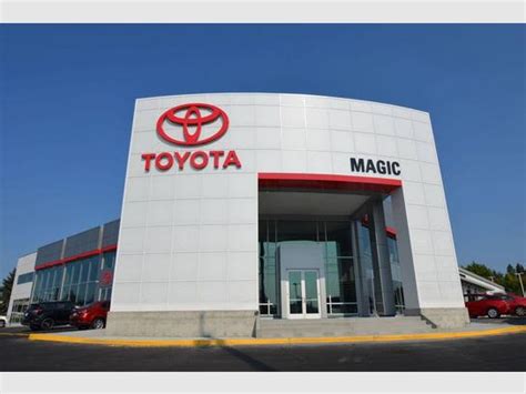 Why Magic Toyota on 21300 Highway 99 is the Top Toyota Dealership in Edmonds, WA